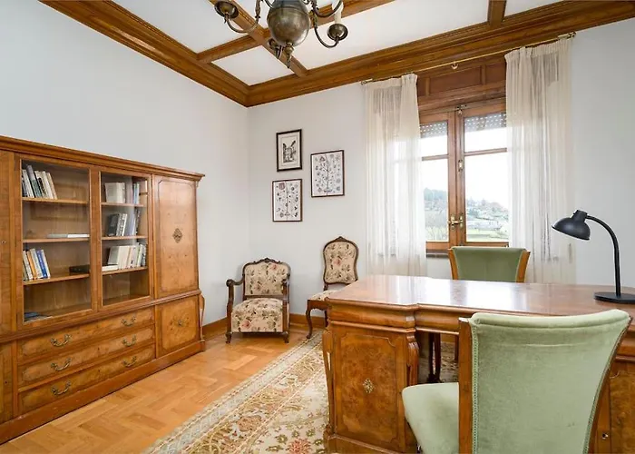 La Casona Del Fronton *